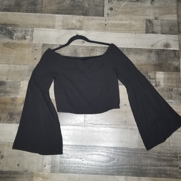 Tops - Cotton On crop Bell sleeve top